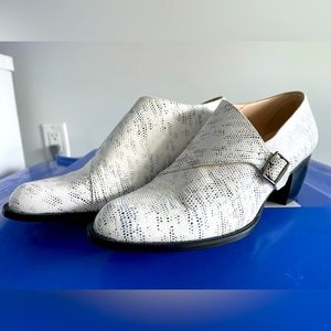 5YMEDIO Embossed Leather Block Heels (new)